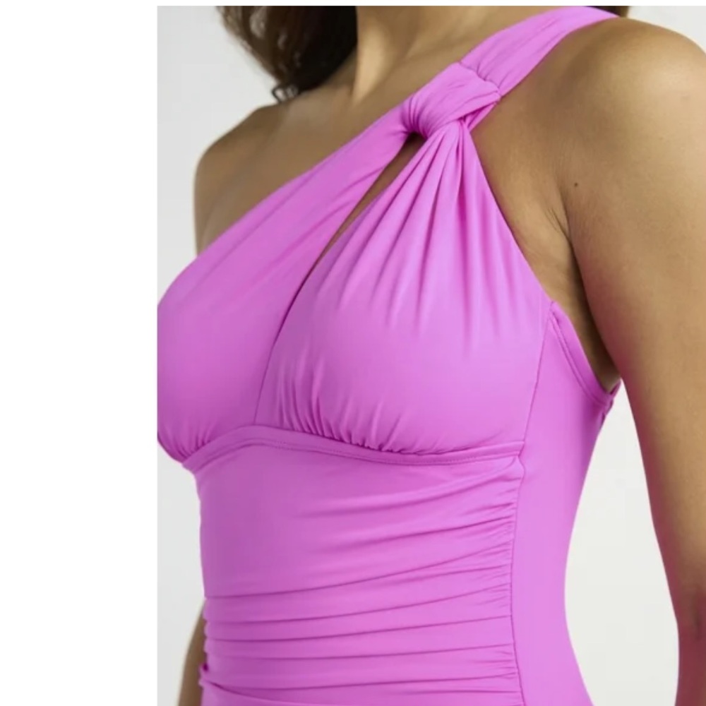 Sofia Vergara Pink One Shoulder Swimsuit